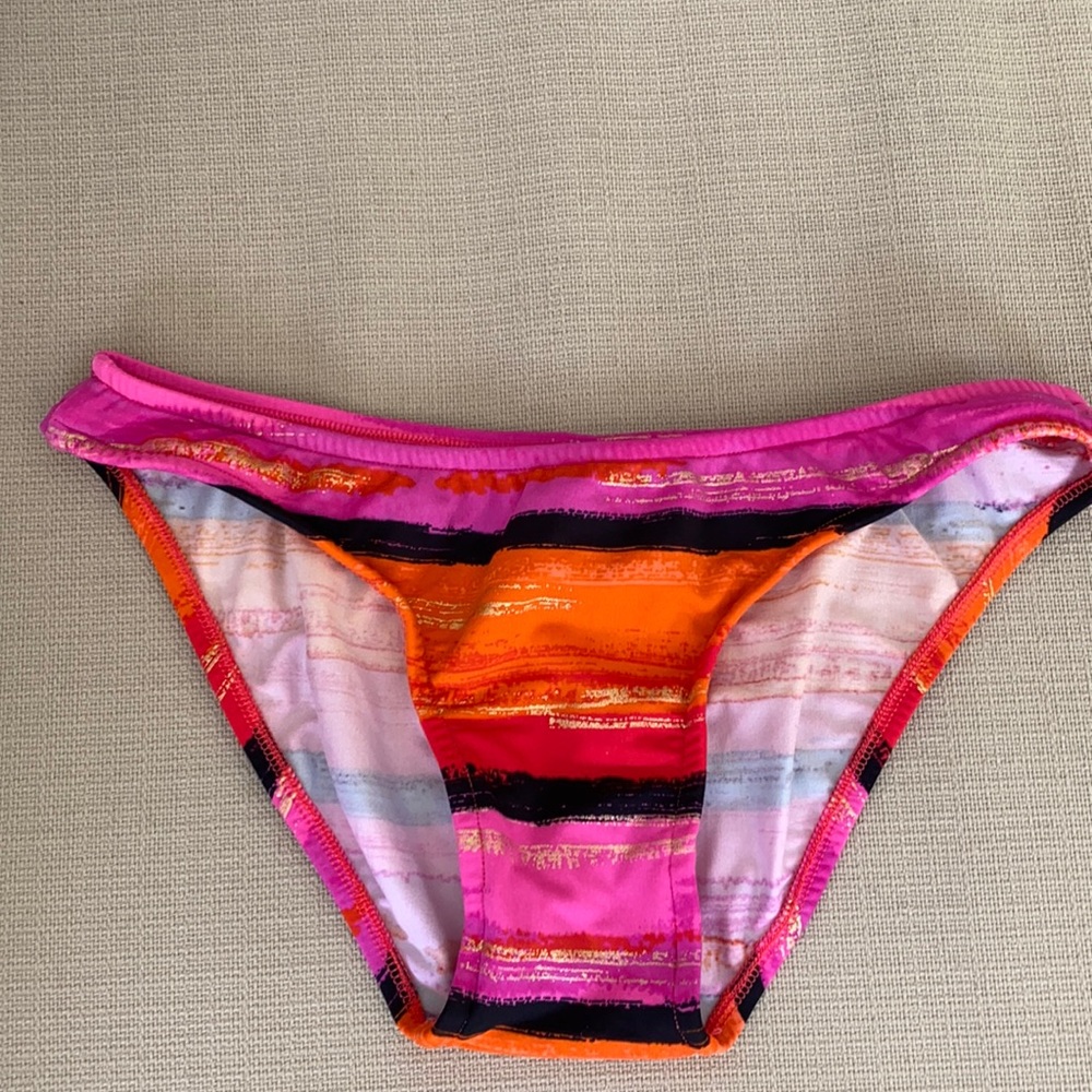 Bikini bottoms